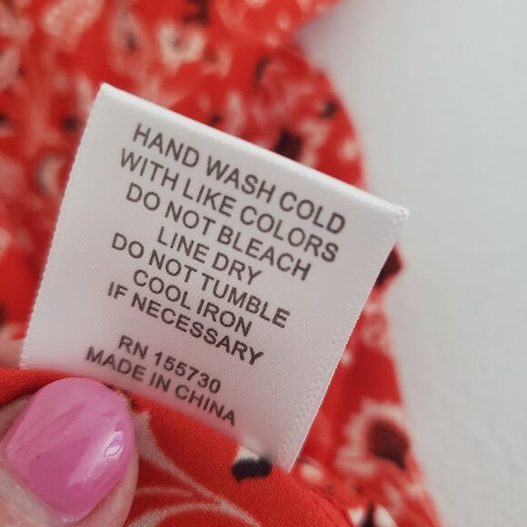 Rose + Olive Womens Red Floral Smockedd Button Front Short Sleeve Top Size 2X - Picture 7 of 10